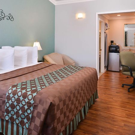 Americas Best Value Inn Los Banos Exterior foto