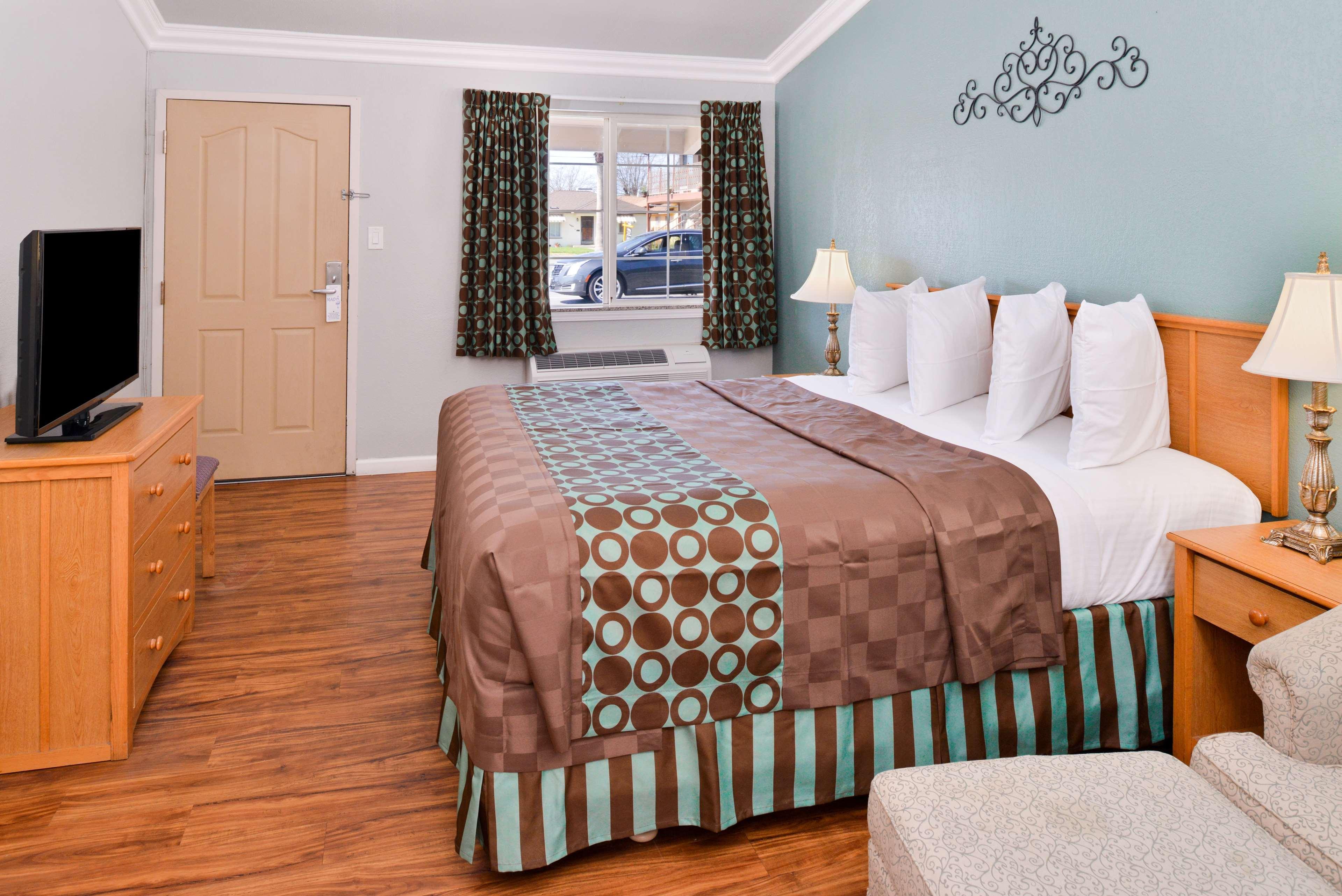 Americas Best Value Inn Los Banos Exterior foto