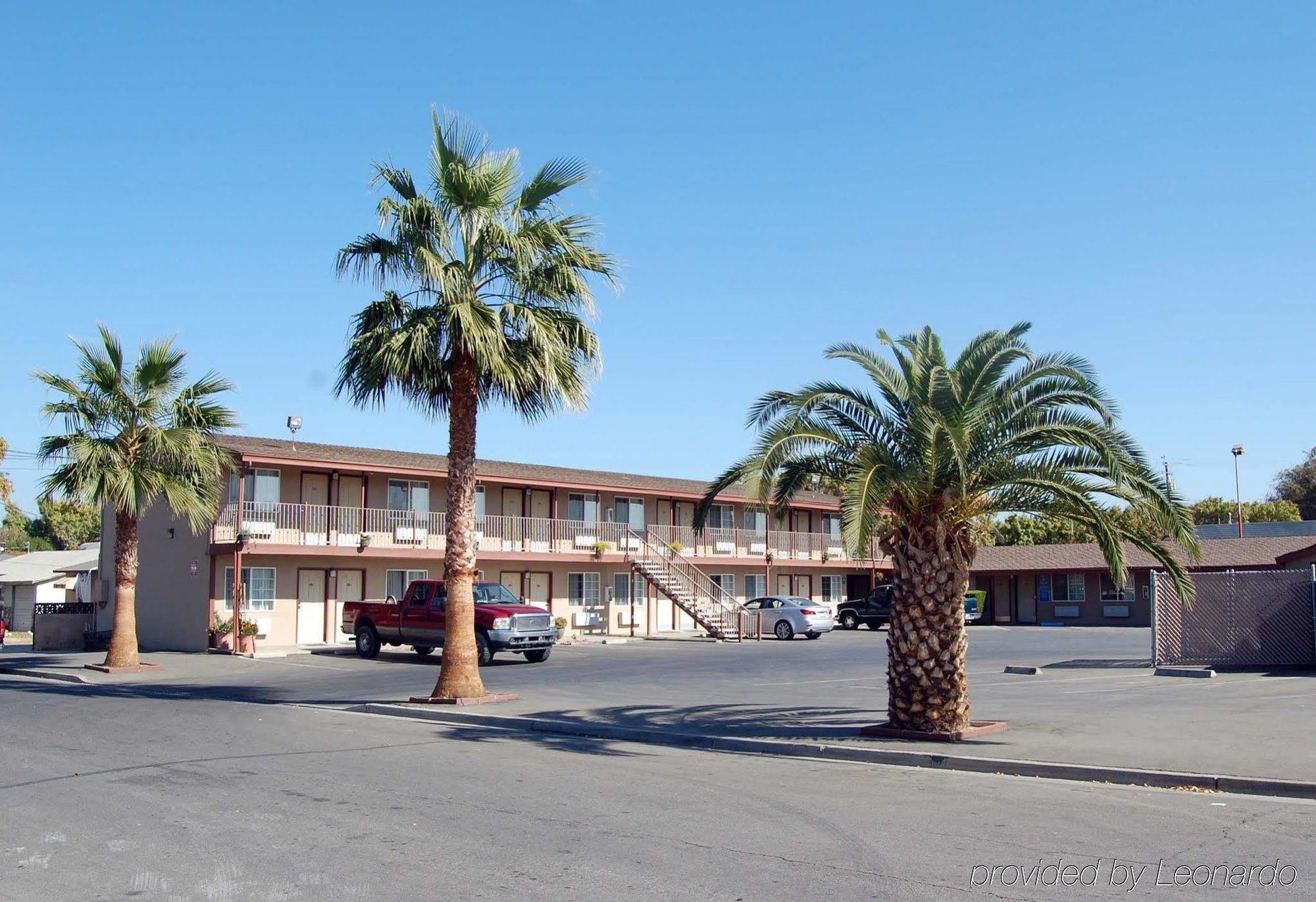 Americas Best Value Inn Los Banos Exterior foto